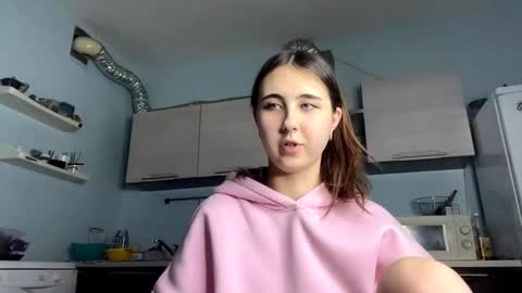 Tess online show from 10.16.25