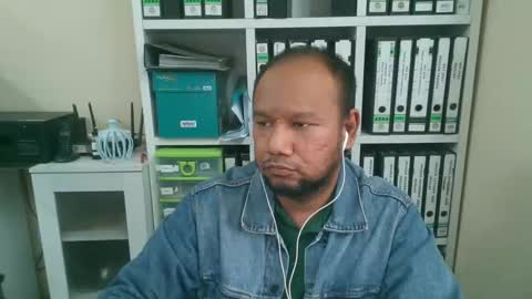 Snapshot of tested123 chatting on 12.13.24 yours online show from 12.13.24