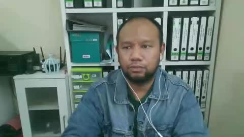 Snapshot of tested123 chatting on 12.13.24 yours online show from 12.13.24