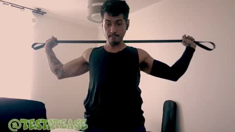 Snapshot of testotease chatting on 10.06.25 Milo online show from 10.06.25