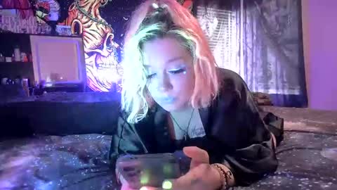 Snapshot of texaspregogrllll chatting on 10.16.25 TEXASGIRLLLL online show from 10.16.25