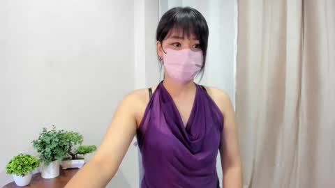 Snapshot of thaidancer chatting on 04.12.26 CJ online show from 04.12.26