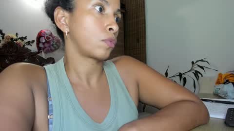 Snapshot of thali_gomex chatting on 03.05.25 Thalia Gomex online show from 03.05.25