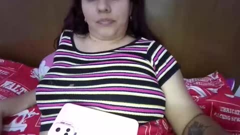 Snapshot of thamara__1023 chatting on 10.18.25 thania sometimes in the company of Alan and Maria online show from 10.18.25