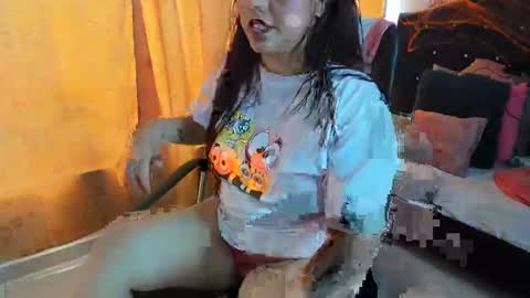 Snapshot of thamara__1023 chatting on 10.22.25 thania sometimes in the company of Alan and Maria online show from 10.22.25