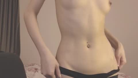 Snapshot of thanos_world1321002 chatting on 10.04.25 thanos_world1321002 online show from 10.04.25