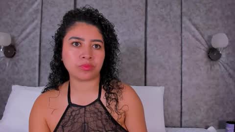 thara webstter online show from 01.10.26