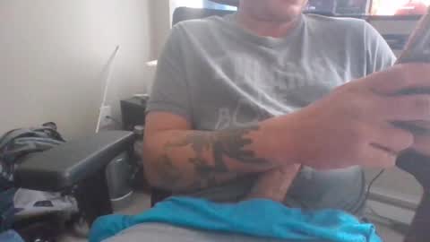 Snapshot of that_hot_cock chatting on 09.23.25 A guy online show from 09.23.25