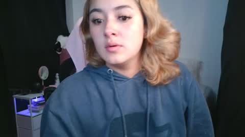   online show from 11.06.25