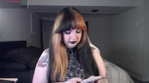 Thatwitch710 online show from 03.27.26