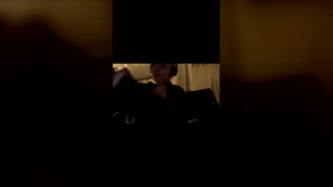 Snapshot of the_arctic_beaty chatting on 03.01.26 the_arctic_beaty online show from 03.01.26