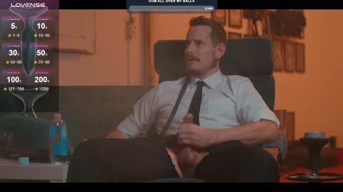 Snapshot of the_dilf chatting on 12.19.24 The DILF -  online show from 12.19.24