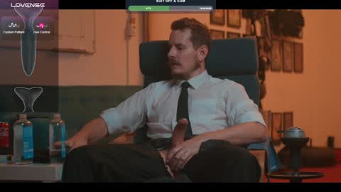 Snapshot of the_dilf chatting on 12.30.24 The DILF -  online show from 12.30.24