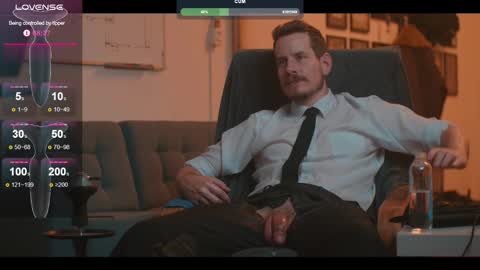 Snapshot of the_dilf chatting on 03.01.25 The DILF -  online show from 03.01.25