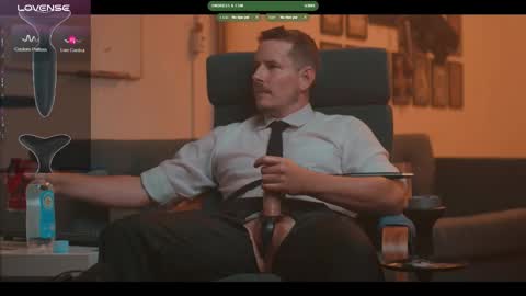 Snapshot of the_dilf chatting on 10.03.25 The DILF -  online show from 10.03.25