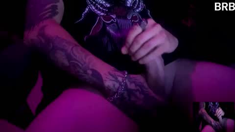 Snapshot of the_dizzy chatting on 10.28.25 Sinner online show from 10.28.25