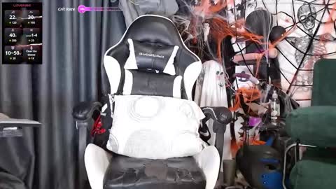 the dog lian online show from 10.26.25