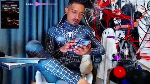 the dog lian online show from 10.31.25