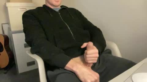 Snapshot of the_gym_boy chatting on 10.21.25 the_gym_boy online show from 10.21.25