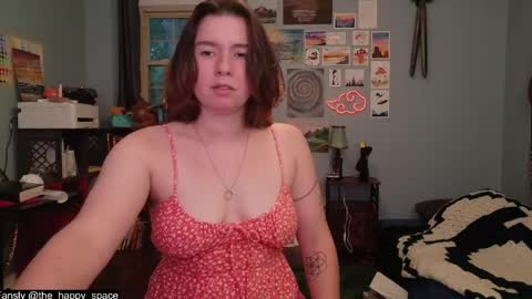 Snapshot of the_happy_space chatting on 05.21.26 MATERNITY LEAVE online show from 05.21.26
