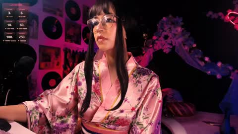 ...  ... online show from 01.09.25