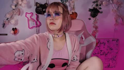 ...  ... online show from 02.22.25