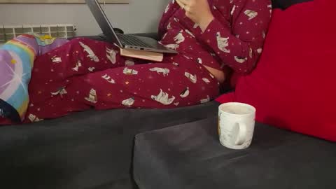 Stephan 34  Cassandra 25 online show from 12.01.25