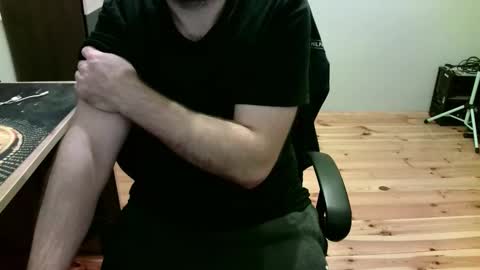 Stephan 34  Cassandra 25 online show from 12.14.25