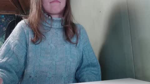 Snapshot of the_prettywondder chatting on 03.06.25 Ekye online show from 03.06.25