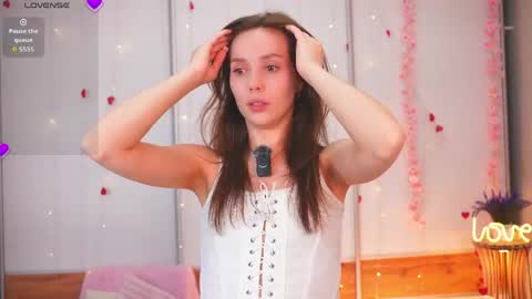 Snapshot of the_truewoman_show chatting on 05.23.26 My name is Cynthia and Im very happy to see you in my sweet room online show from 05.23.26