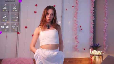 Snapshot of the_truewoman_show chatting on 06.07.26 My name is Cynthia and Im very happy to see you in my sweet room online show from 06.07.26