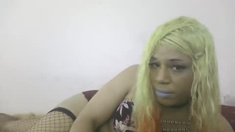 Snapshot of thea_aphrodite_goddess chatting on 05.17.26 thea_aphrodite_goddess online show from 05.17.26