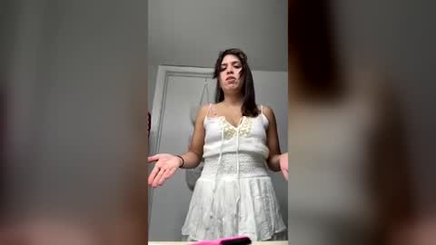 Snapshot of thebabybrii chatting on 06.29.26 thebabybrii online show from 06.29.26