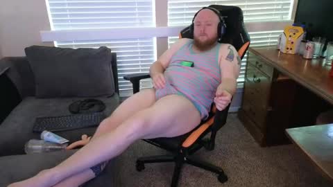 Snapshot of theballboy chatting on 04.24.26 theballboy online show from 04.24.26