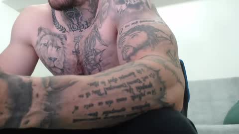 Snapshot of thebestmuscles chatting on 05.31.26 John online show from 05.31.26
