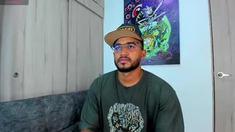 Snapshot of theblack_frank chatting on 02.19.25 theblack_frank online show from 02.19.25