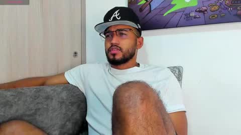 Snapshot of theblack_frank chatting on 04.22.26 theblack_frank online show from 04.22.26