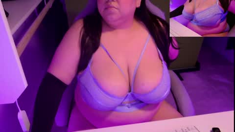 TheBouncingBetty online show from 05.01.26