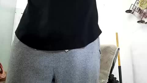Snapshot of thecarrguyy chatting on 06.18.26 Thatcarrguyy online show from 06.18.26