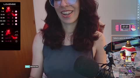 Snapshot of thecherry_paulette chatting on 12.11.24 Paulette online show from 12.11.24