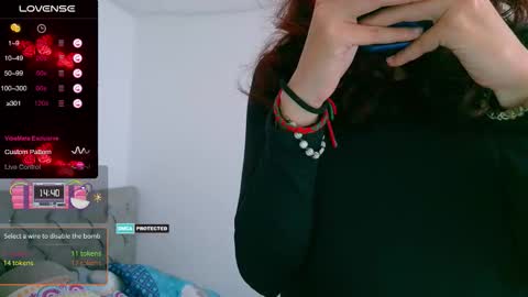 Snapshot of thecherry_paulette chatting on 10.27.25 Paulette online show from 10.27.25