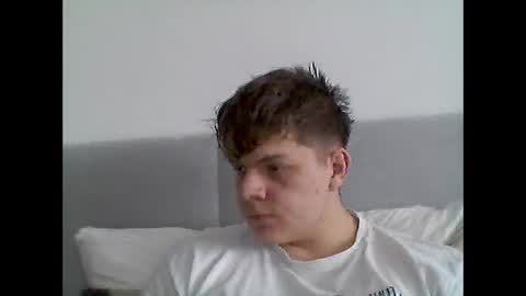 thecuteguy144949 online show from 01.28.25