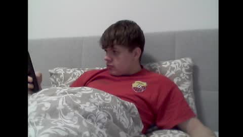 thecuteguy144949 online show from 02.15.25