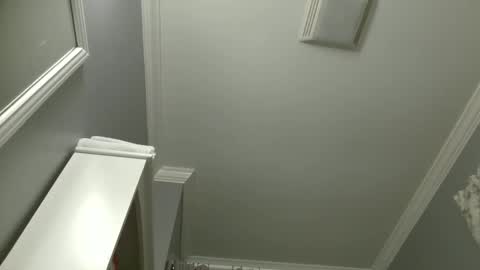 Snapshot of thedancingalien chatting on 09.19.25 Kassandra Grant online show from 09.19.25