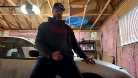 Carter Bates online show from 04.22.26