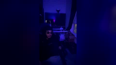 Snapshot of theekingcapo chatting on 04.12.26 king capo thee online show from 04.12.26