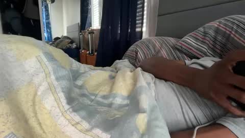 theeshooterr online show from 10.15.25