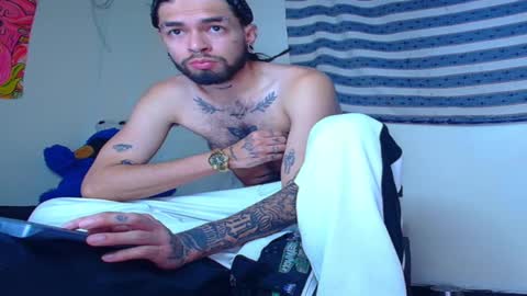 Snapshot of theferxxo_12 chatting on 02.23.25 independent Model online show from 02.23.25