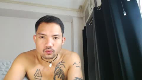 Snapshot of thefriskyasian chatting on 12.10.24 Jaycee online show from 12.10.24