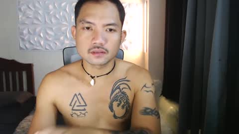 Snapshot of thefriskyasian chatting on 12.15.24 Jaycee online show from 12.15.24